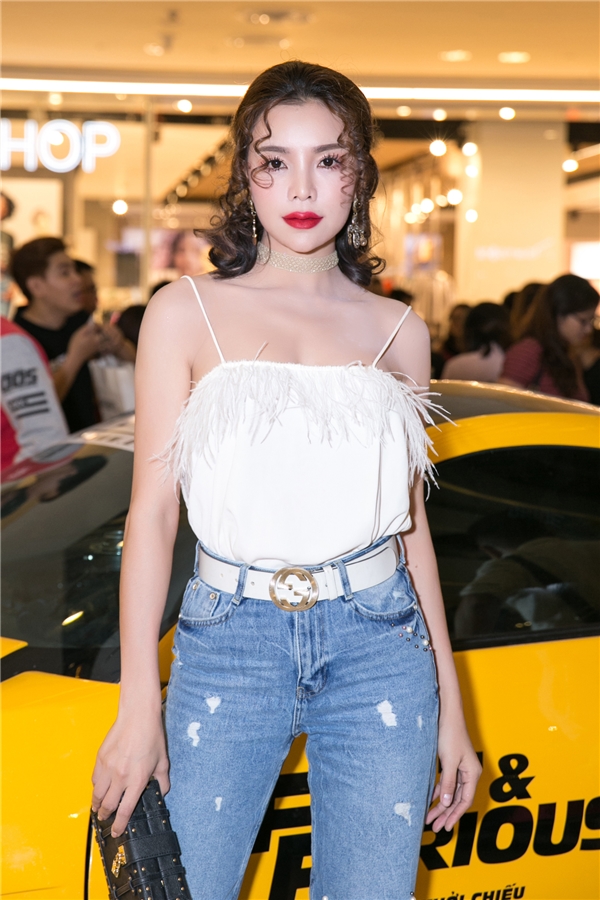 Không thể nhận ra mỹ nhân Việt với gương mặt căng phồng, sưng húp - Tin sao Viet - Tin tuc sao Viet - Scandal sao Viet - Tin tuc cua Sao - Tin cua Sao