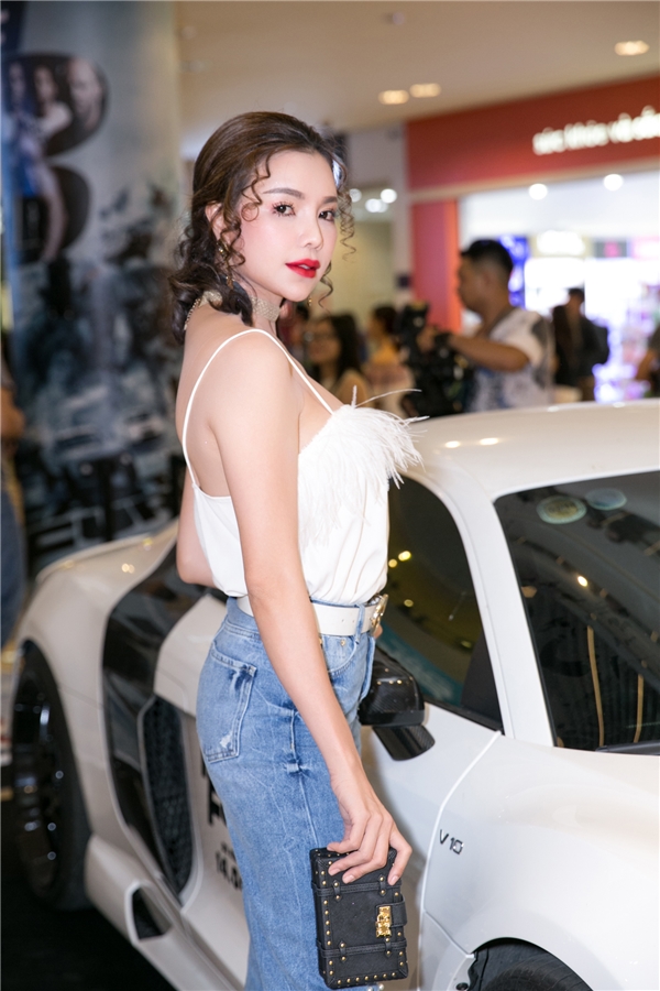 Không thể nhận ra mỹ nhân Việt với gương mặt căng phồng, sưng húp - Tin sao Viet - Tin tuc sao Viet - Scandal sao Viet - Tin tuc cua Sao - Tin cua Sao