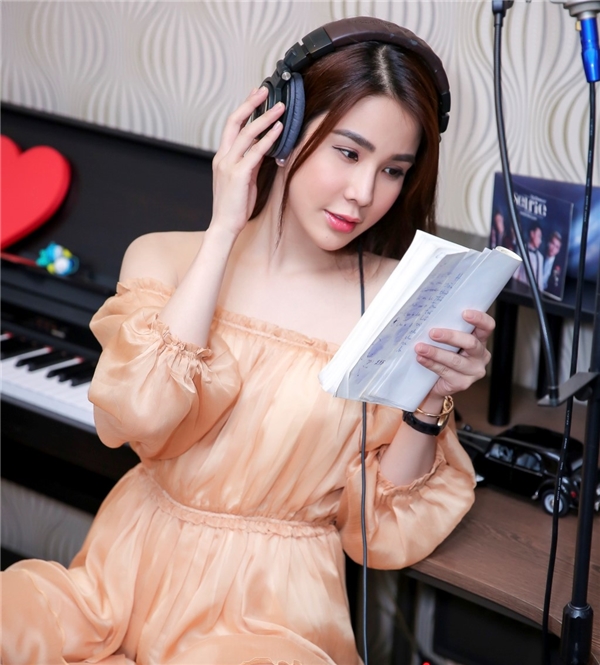 Không thể nhận ra mỹ nhân Việt với gương mặt căng phồng, sưng húp - Tin sao Viet - Tin tuc sao Viet - Scandal sao Viet - Tin tuc cua Sao - Tin cua Sao